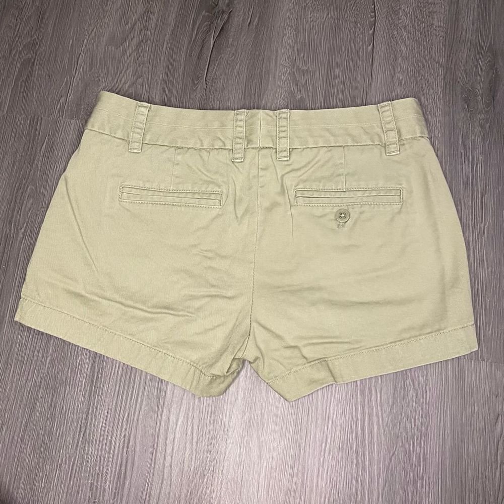 J. Crew Chino Shorts Light Olive 100% Cotton Size 2 GUC Broken-in